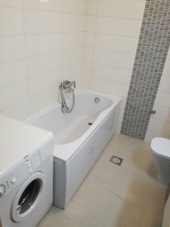 Apartment Drosanjica Zara Esterno foto