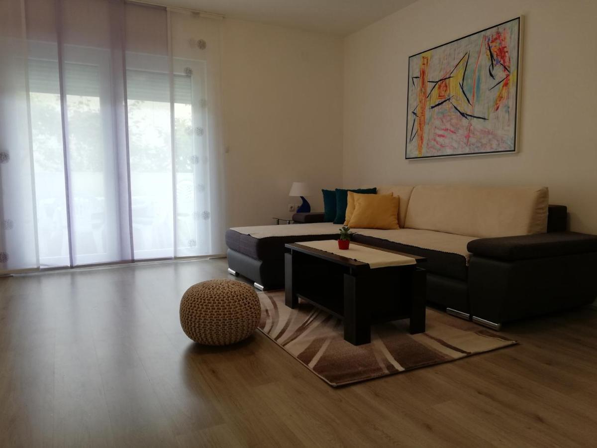 Apartment Drosanjica Zara Esterno foto