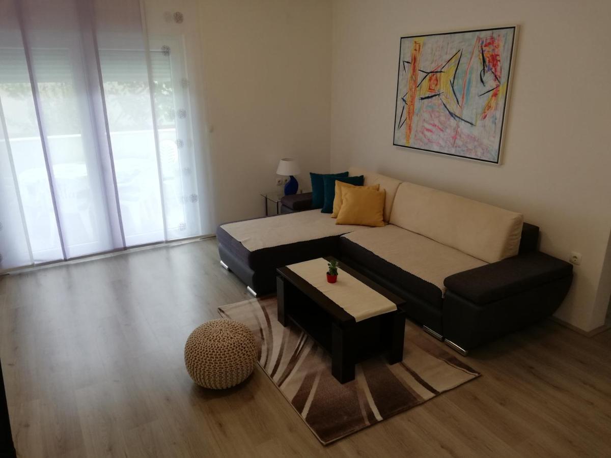 Apartment Drosanjica Zara Esterno foto